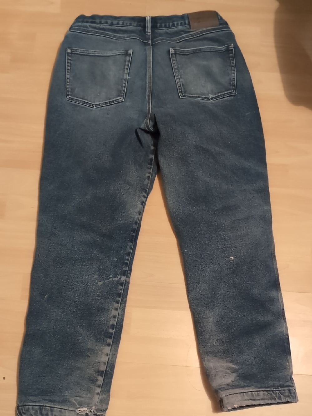 Reflective Work Jacket And Jeans - Picture 15 of 15